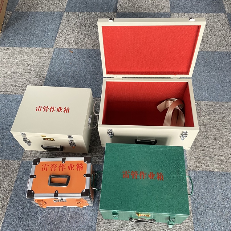 科尔沁左翼中爆破工程作业箱如何选择？玻璃钢与传统材质的全面对比